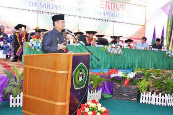 Pj Bupati Kampar: STIE Mampu Jawab Tantangan Dunia Kerja
